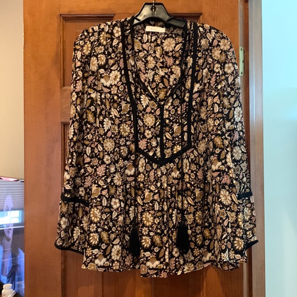 A.L.C. bohemian blouse with tassels size 10 100% silk black print - Picture 1 of 4